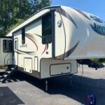 Used 2016 Jayco Eagle 321RSTS